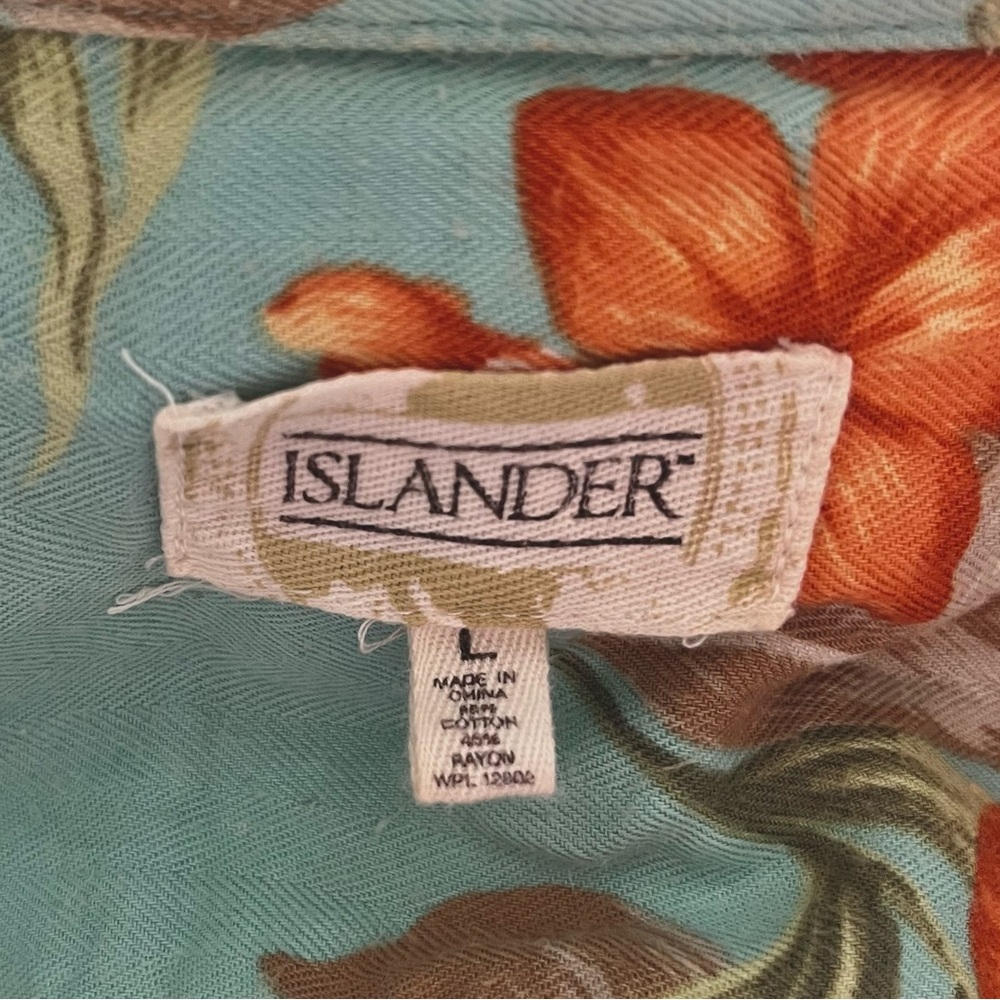 super soft turquoise Hawaiian shirt - Picture 3 of 3